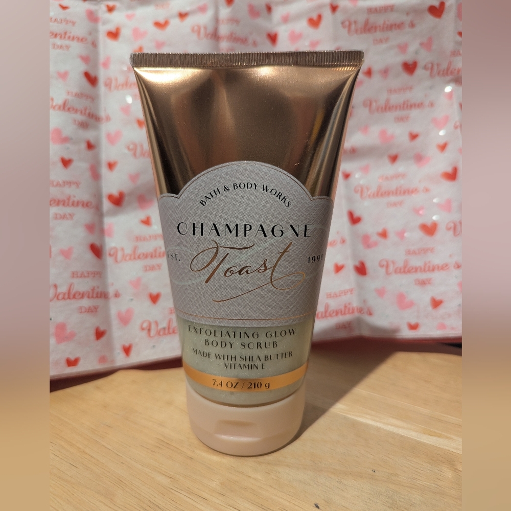 Champagne Toast Exfoliating Glow Body Scrub Bath & Body Works